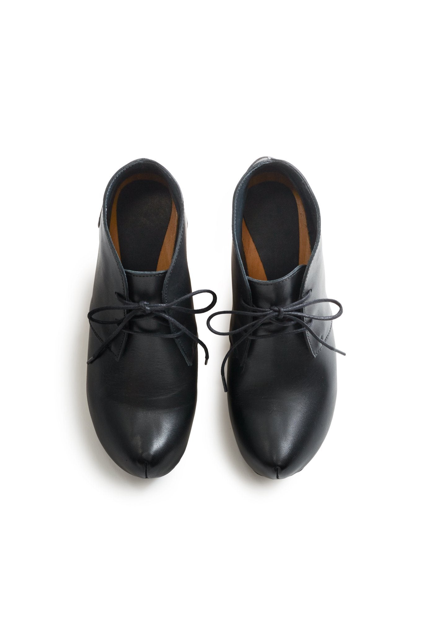 toe seam leather bootie clogs in black Clogs lisa b. 