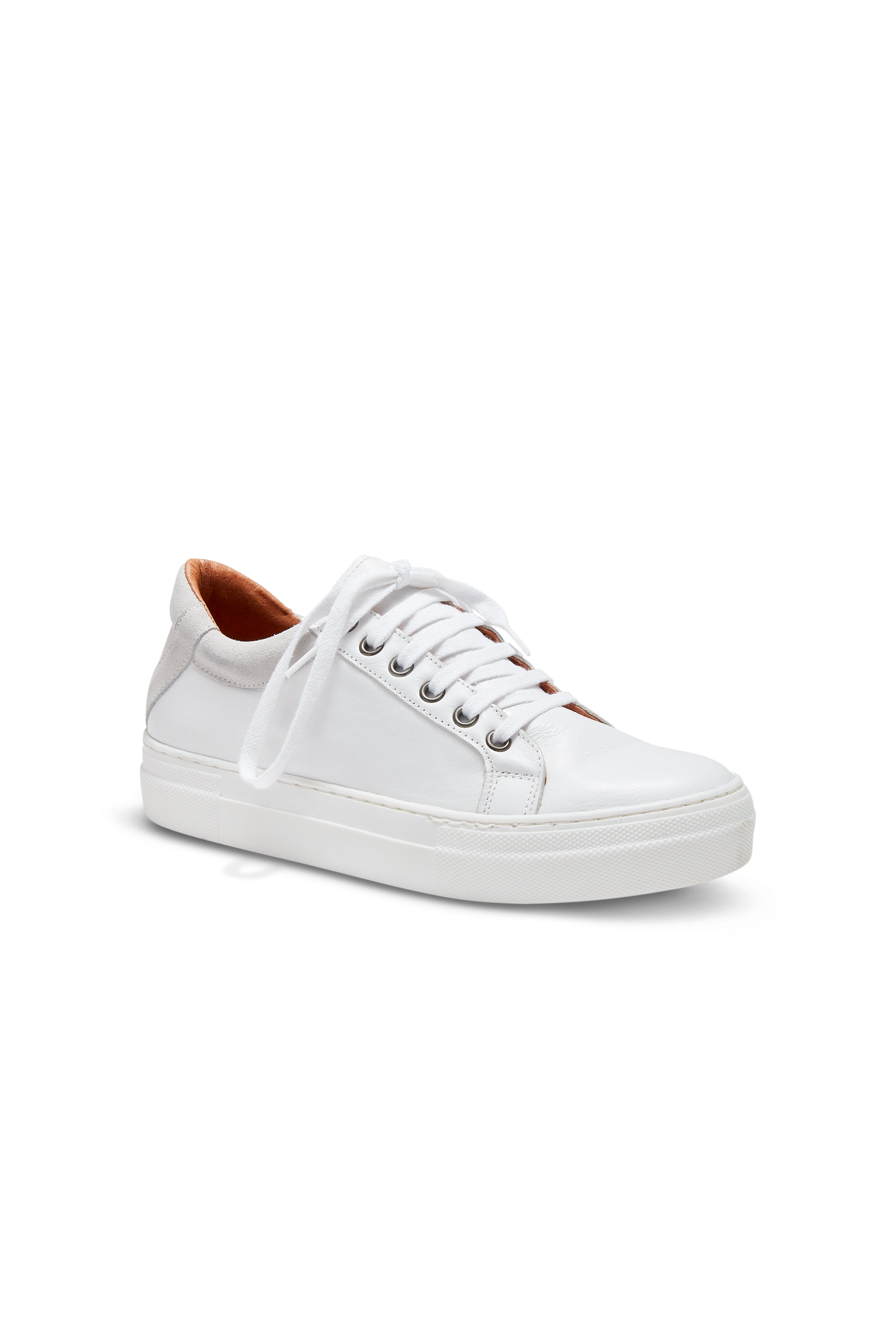 sneaker in white