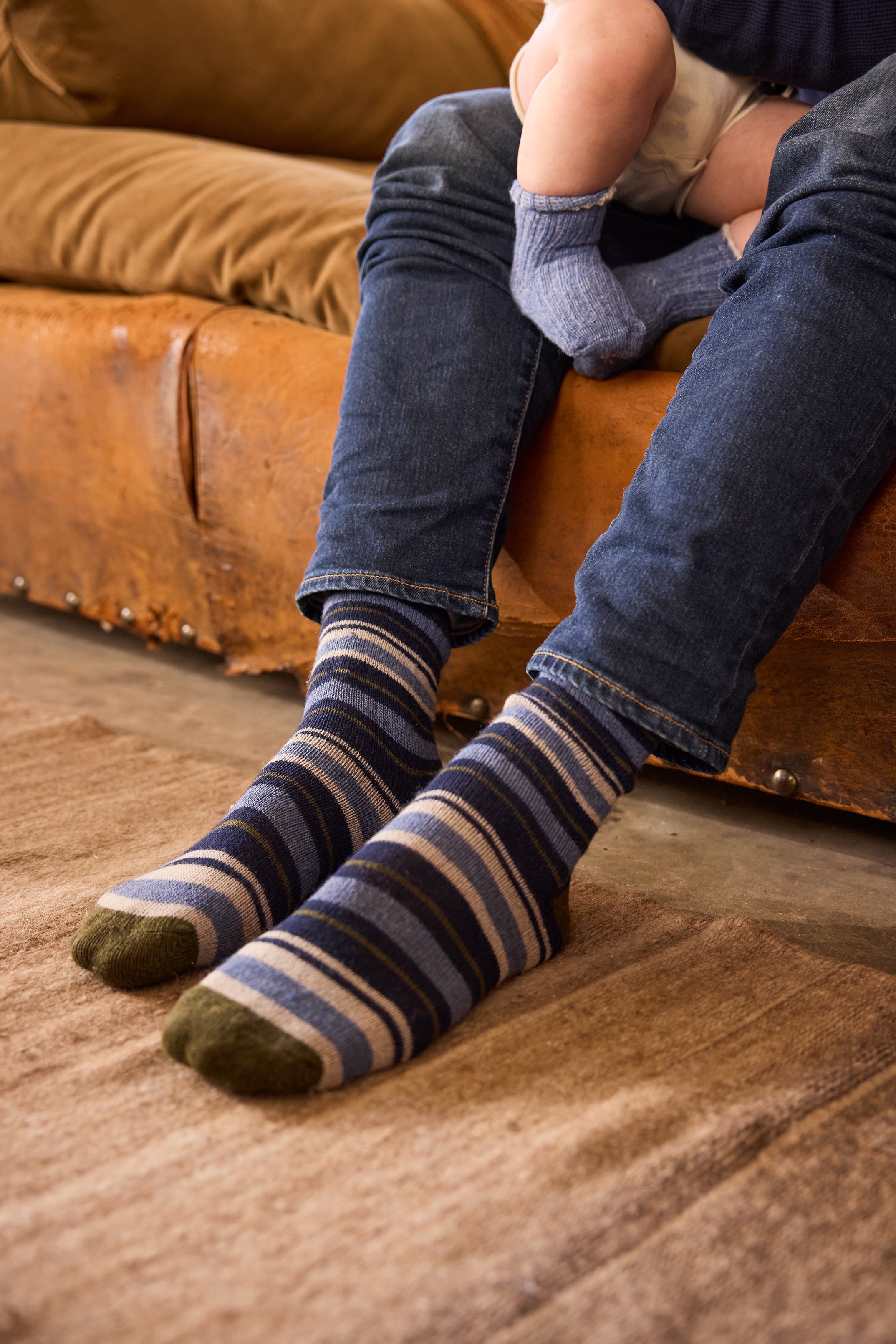 lisa b. wool cashmere men socks | multi stripe crew in olive