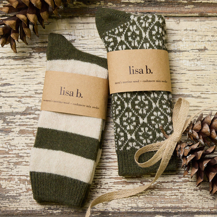 2-pair holiday sock bundles for her