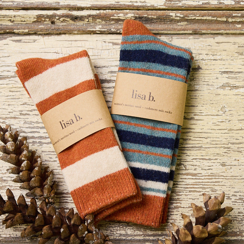 2-pair holiday sock bundles for her