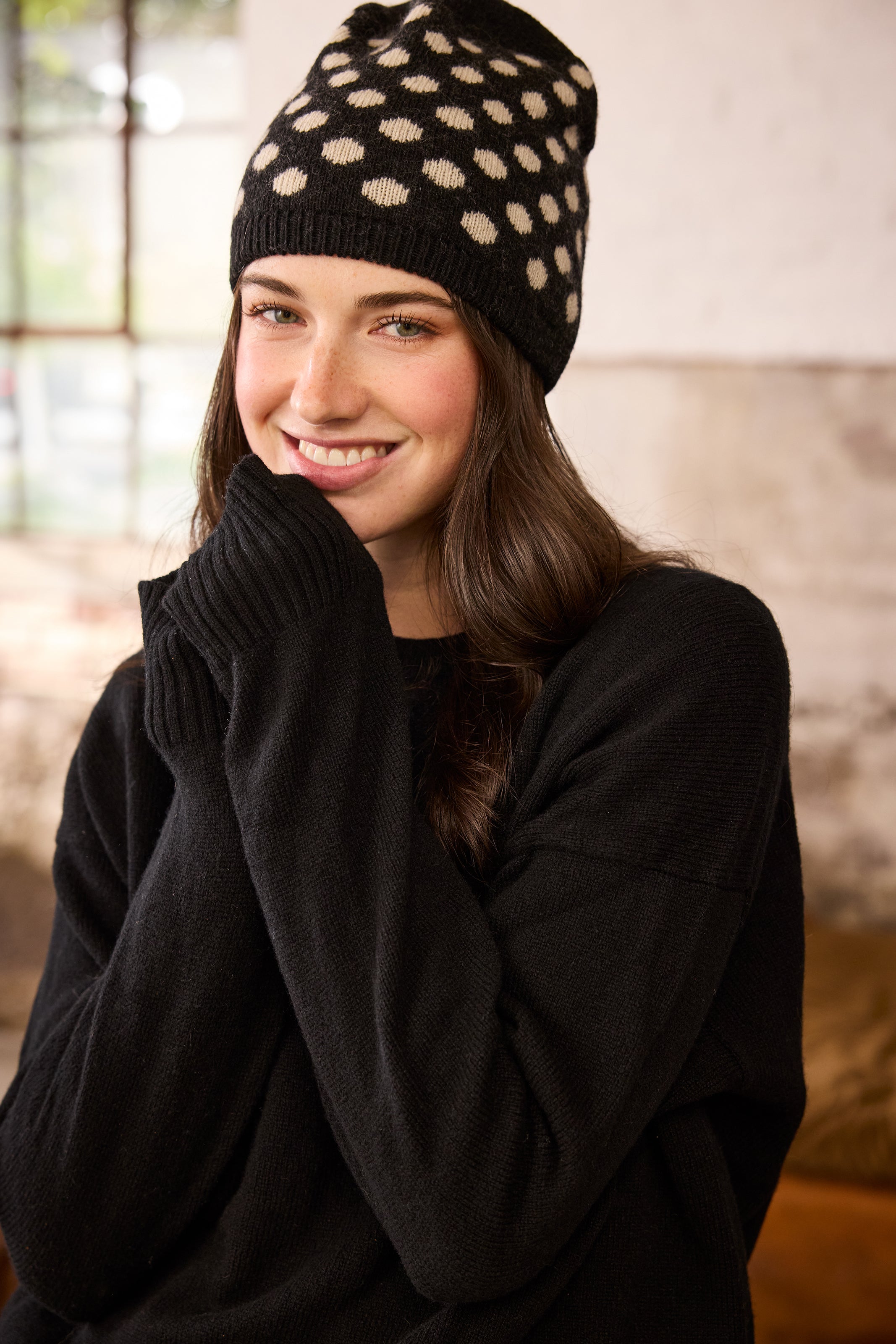wool cashmere knit hat | reversible dot