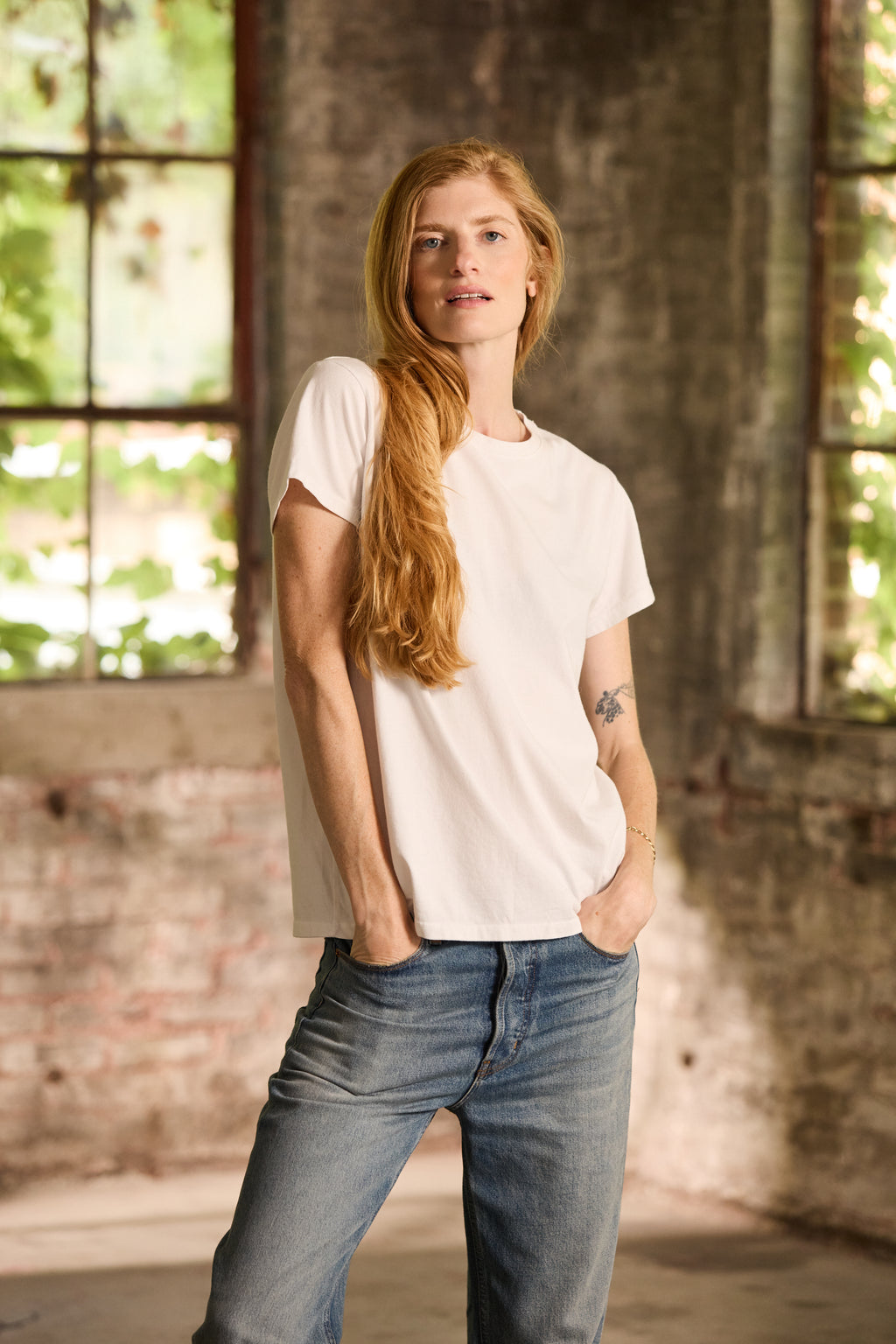short sleeve crew neck tee shirt
