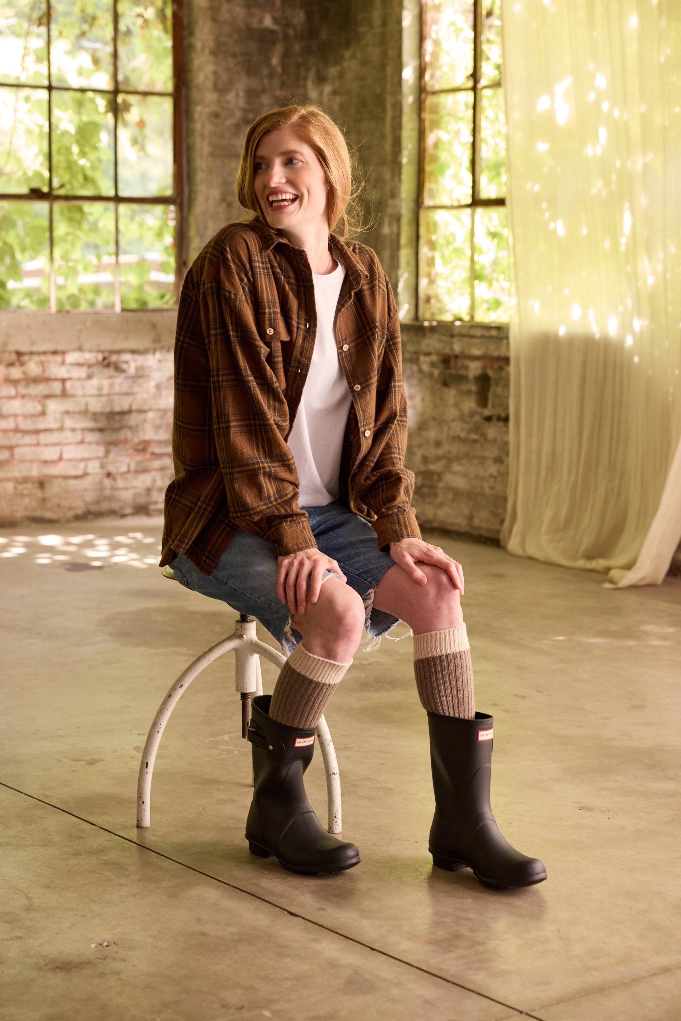 créme top ribbed knee high