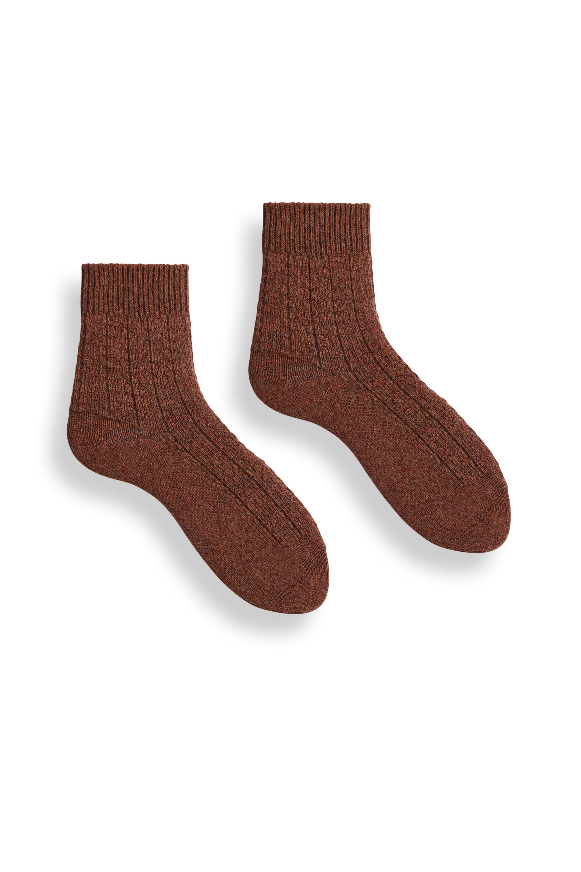 lisa b. wool cashmere women socks | rope stitch quarter-crew in acorn