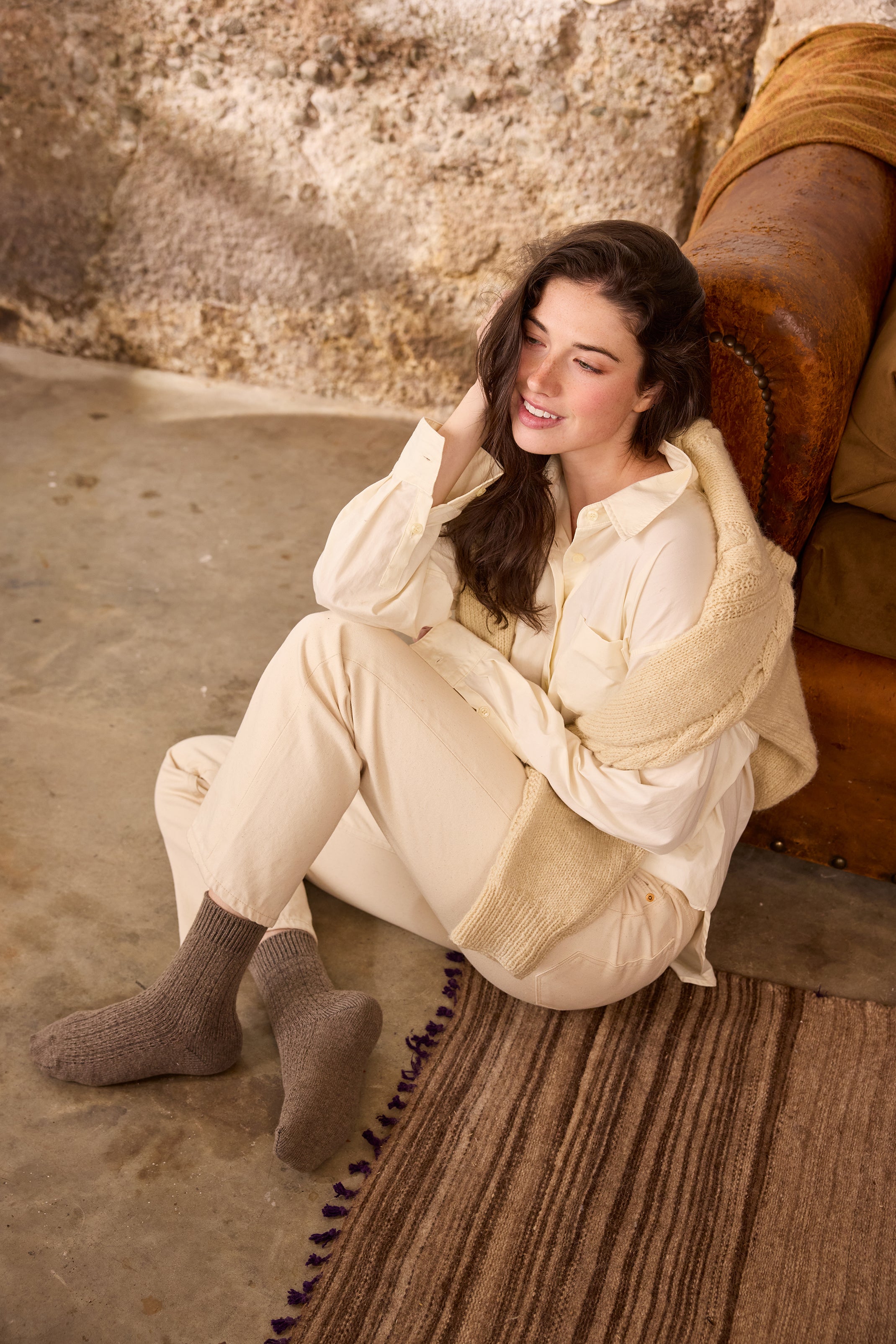 lisa b. wool cashmere women socks | rope stitch quarter-crew in mushroom