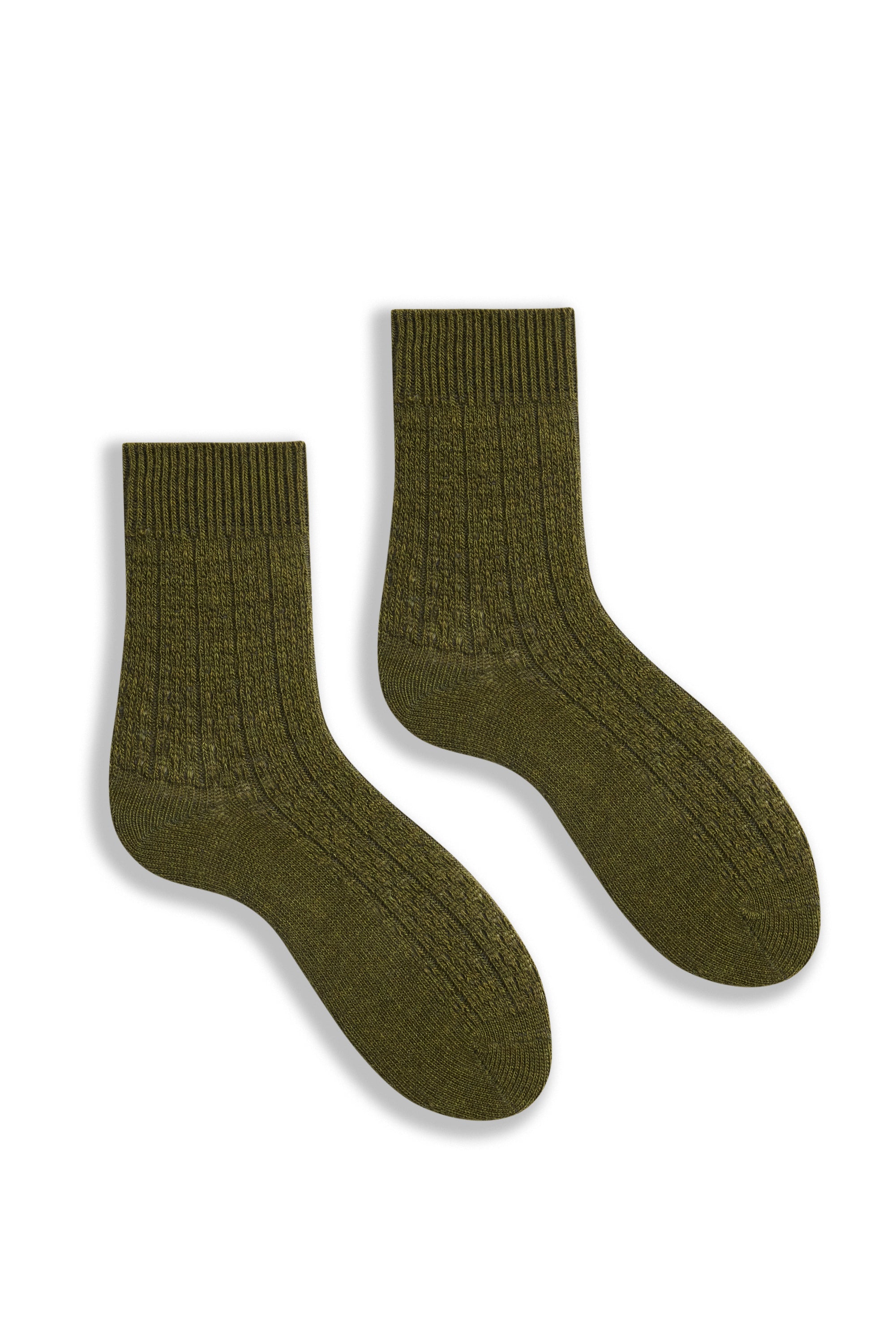 lisa b. wool cashmere women socks | rope stitch quarter-crew in olive