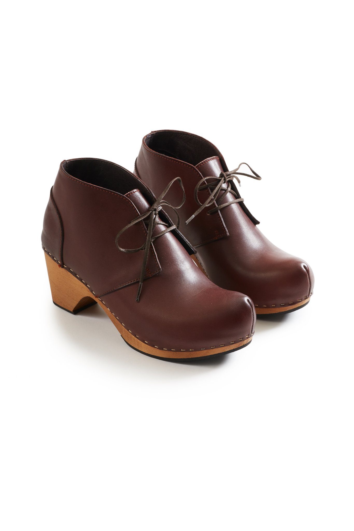 toe seam leather bootie clogs in acorn Clogs lisa b. acorn 36 (US 5.5-6) 