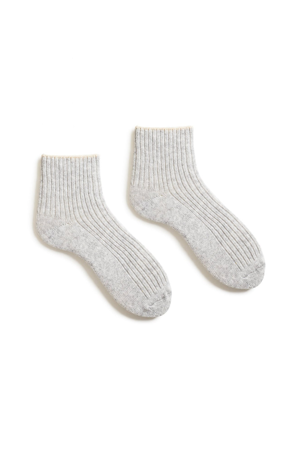 lisa b. wool cashmere women socks | tipped rib shortie in lt grey heather