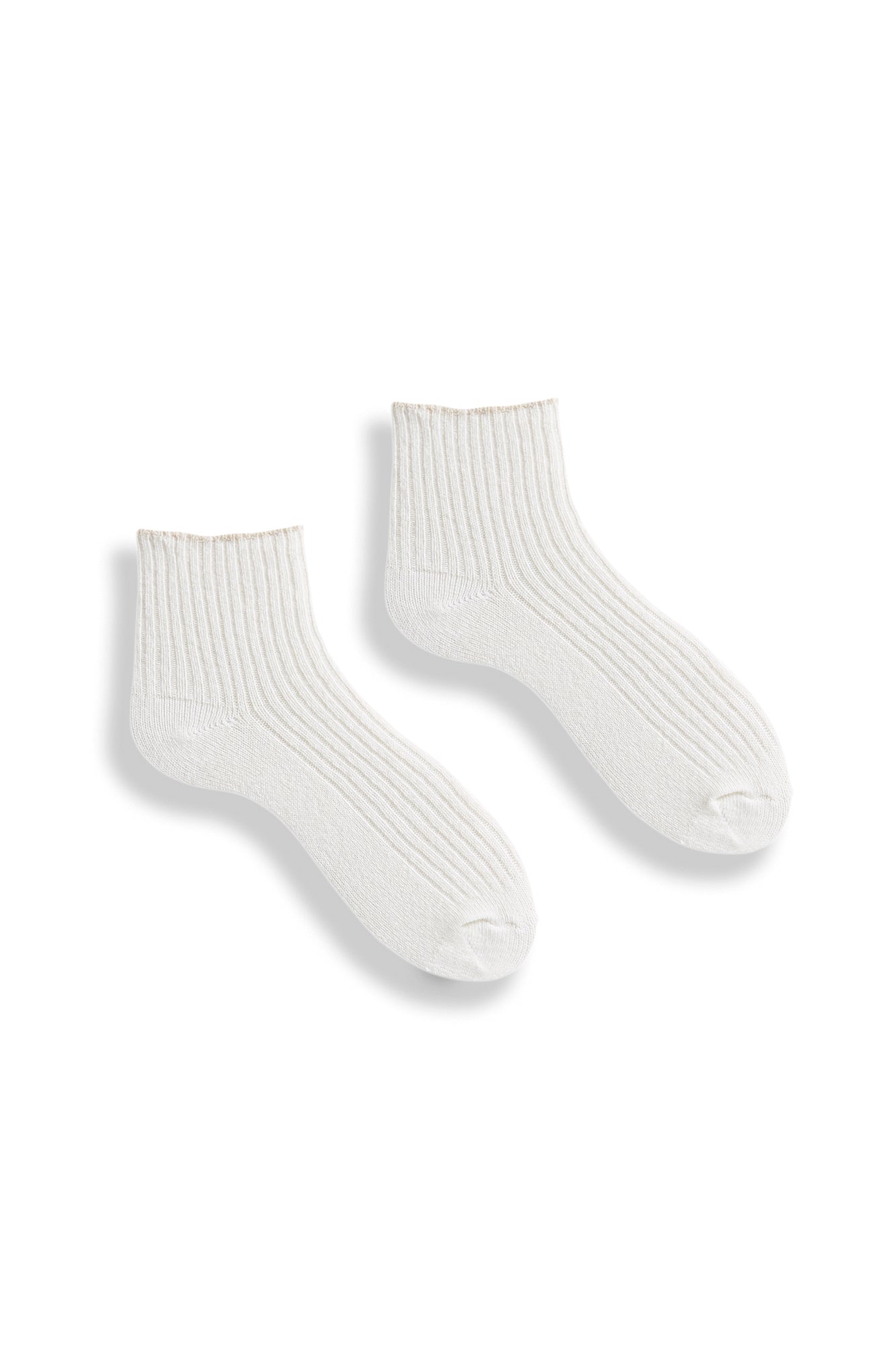lisa b. wool cashmere women socks | tipped rib shortie in white