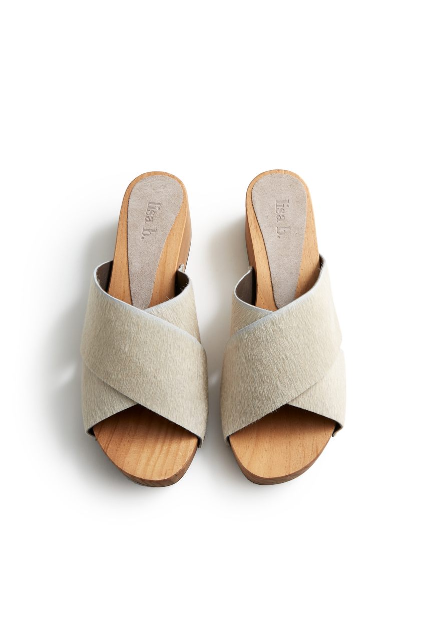 criss-cross slide clogs in créme cow hair Clogs lisa b. 